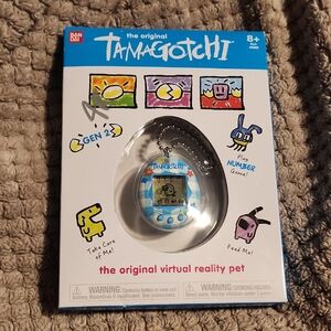Bandai Tamagotchi Gen 2 Blue Virtual Pet